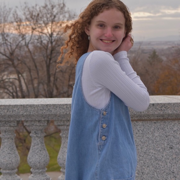 Meet your Posher, Tess - Picture 5 of 5